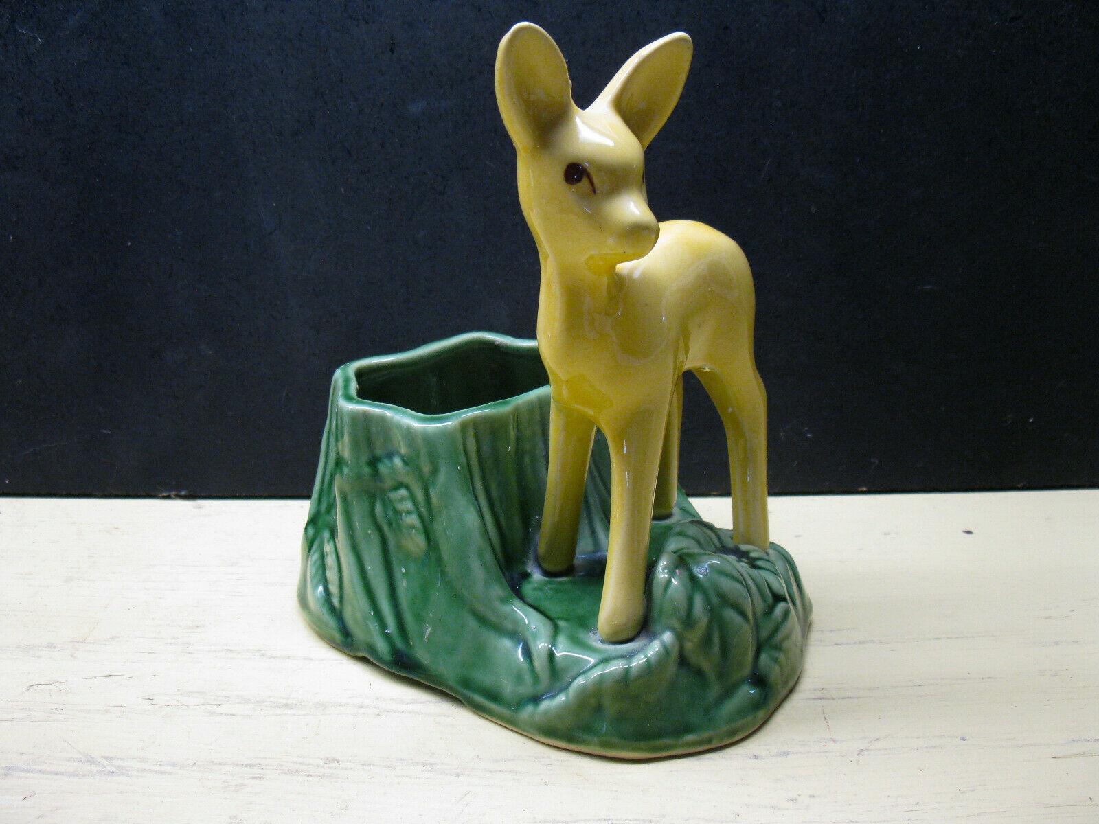 Vintage Shawnee Pottery Yellow Deer / Fawn Planter #624 Usa Great Condition