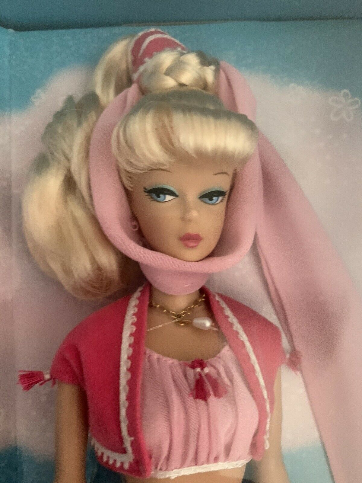 Mattel 2010 Barbie I Dream Of Jeannie New Mint