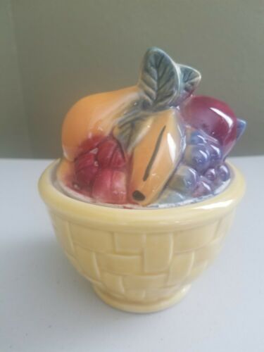Marked Shawnee Usa 81 Fruit Basket Sugar Bowl With Lid Leaf Accents