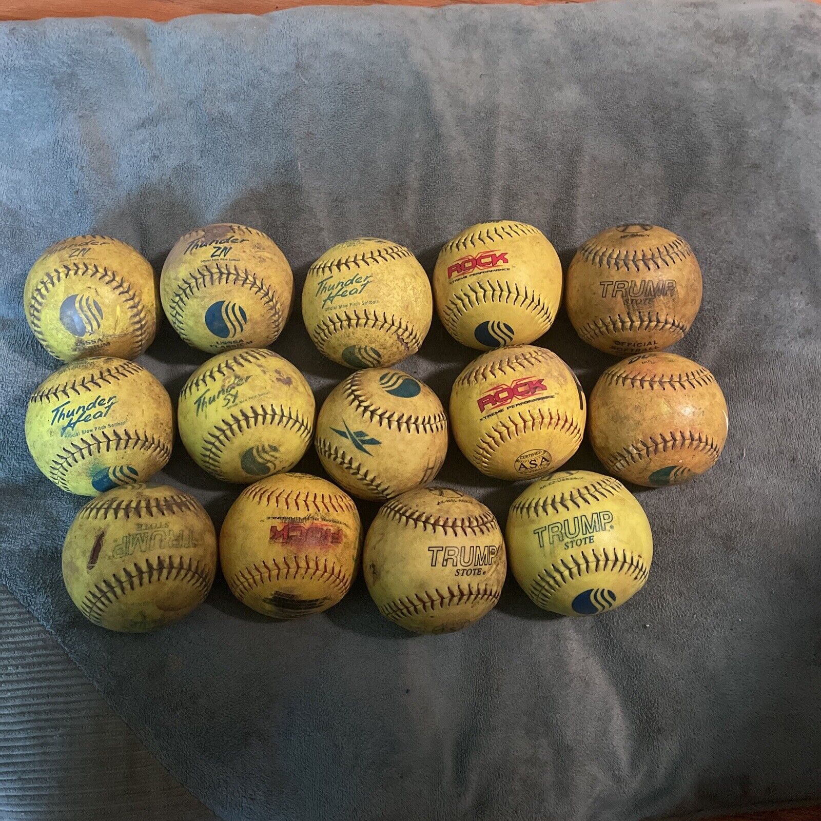14 Used 12” Slowpitch Softballs Batting Fielding Practice Thunder Zn Rock