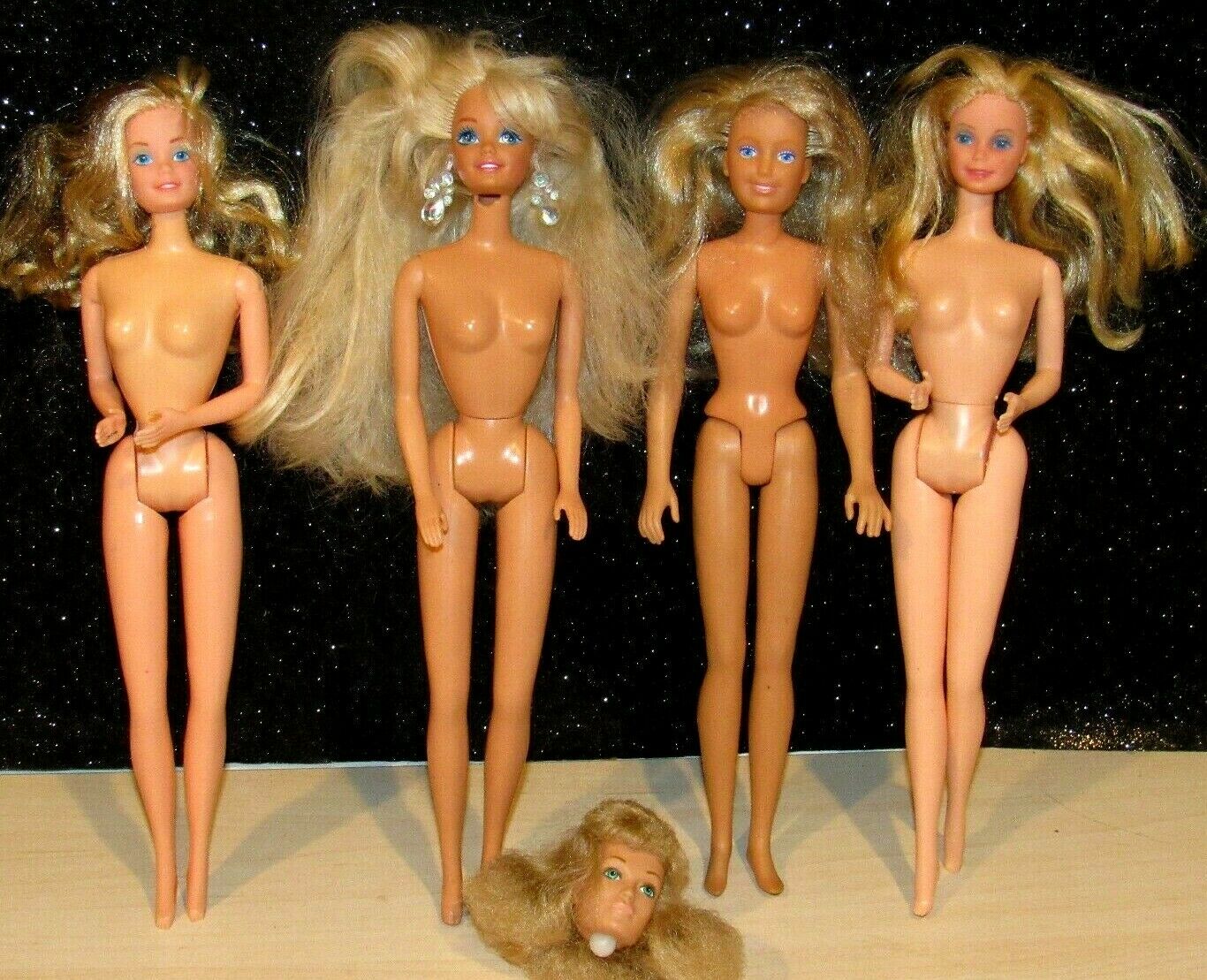 4 Nude Barbie Dolls Mattel/hasbro/mego Tlc Mixed Lot For Parts Or Repair