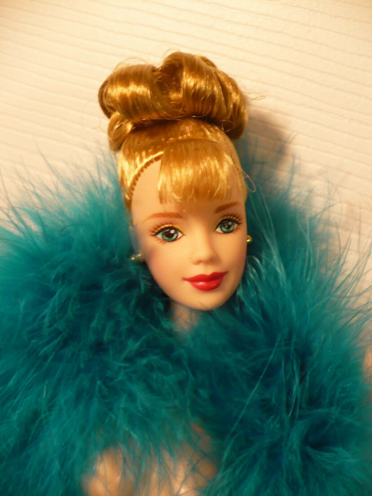 Barbie Elaborate Coiffed Updo Fancy Hair Style, Mackie Face, Blue Eyes, Boa